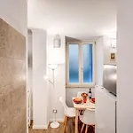 Apartman Novembre 152
