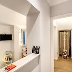 Apartman Novembre 152 *